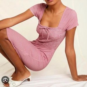 Rouje paris dress! Super flattering and loved! Size 36 France which is a 4-6 us